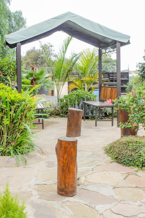 Motseleng Guest House Palapye Экстерьер фото